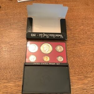 Vintage 1973 US Mint Proof set coins in original packaging